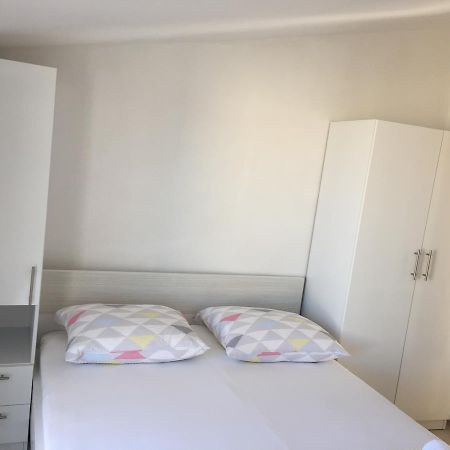 Villa Agneza Baška Voda Eksteriør bilde